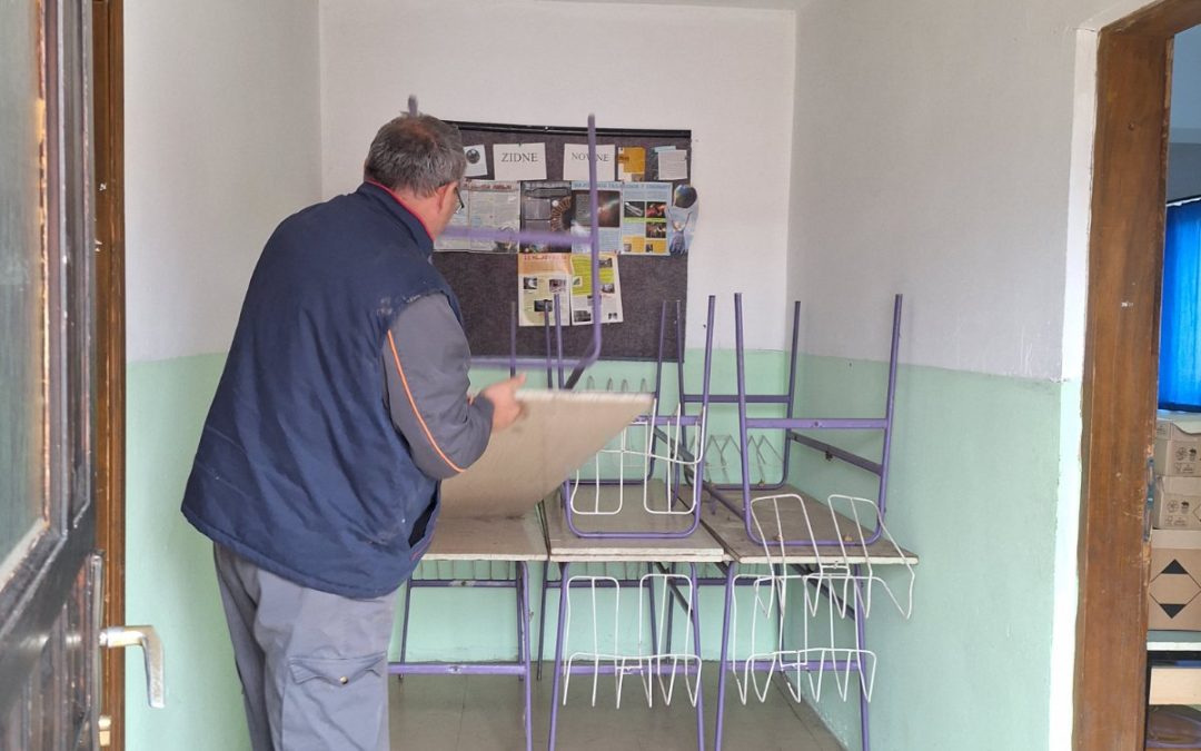 ДОНАЦИЈА ОШ “ВУК СТЕФАНОВИЋ КАРАЏИЋ“ ТУРЈАК