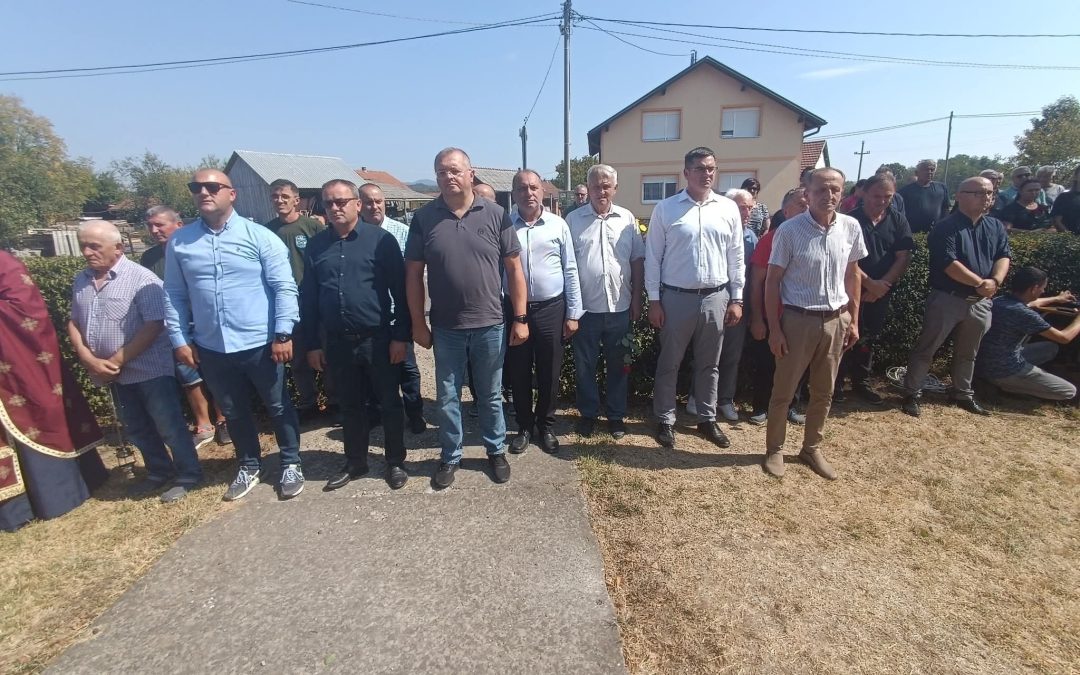 Помен и парастос борцима из Ситнеша